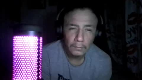 Snapshot of tinywolf0009 chatting on May 9, 2026, 8:30 am tinywolf0009 online show from May 9, 2026, 8:30 am
