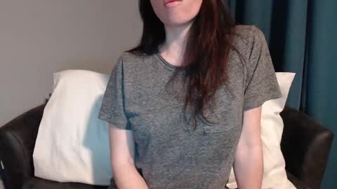 TinyyTina online show from January 12, 2025, 8:46 am