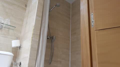 Tinks online show from April 21, 2026, 4:23 pm