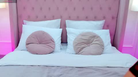 Tisha online show from November 28, 2025, 6:27 am