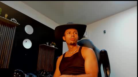 Snapshot of titobell10 chatting on June 7, 2026, 7:28 pm titobell10 online show from June 7, 2026, 7:28 pm