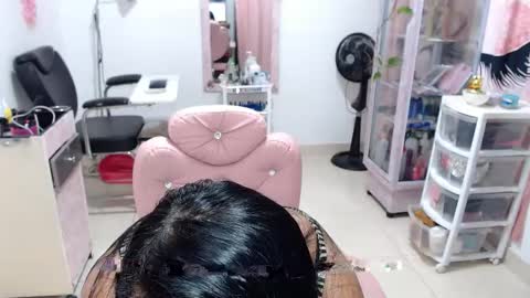 Snapshot of titsbiglovers chatting on May 5, 2026, 7:44 pm DIVA online show from May 5, 2026, 7:44 pm