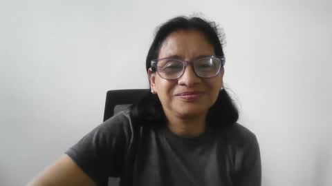 Ester online show from October 11, 2025, 3:54 pm