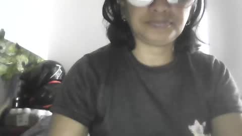 Snapshot of titssmall123 chatting on June 11, 2026, 3:32 pm Ester online show from June 11, 2026, 3:32 pm