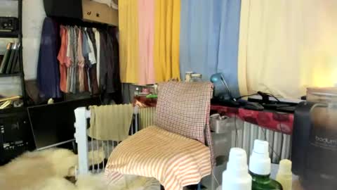 liebe es mich nackt vor der cam zu zeigen online show from January 31, 2025, 8:32 am