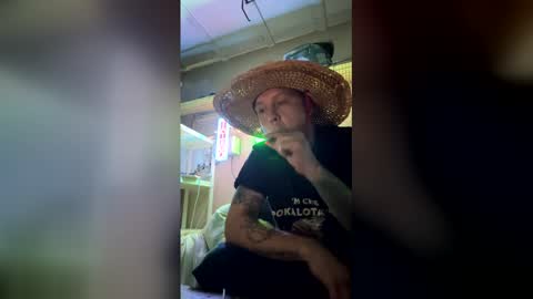 Snapshot of tittybabysgarden chatting on March 5, 2026, 2:51 am tittybabysgarden online show from March 5, 2026, 2:51 am