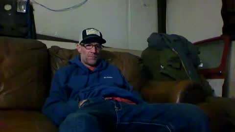 tittycum37 online show from December 2, 2025, 3:45 am