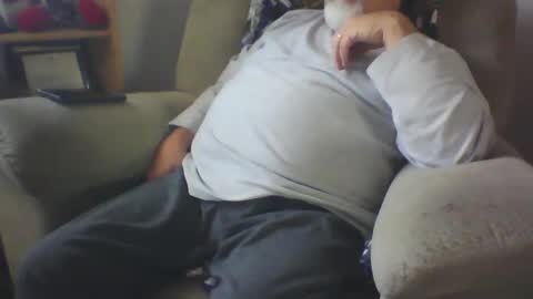 tittyloverr69 online show from December 20, 2024, 6:13 pm