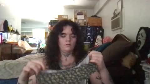 Snapshot of titzntattz chatting on February 21, 2026, 10:44 pm formerly bigtittygothwhore online show from February 21, 2026, 10:44 pm