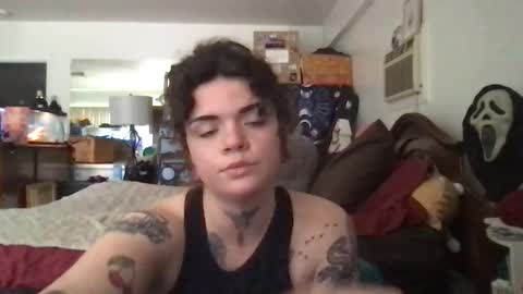 Snapshot of titzntattz chatting on March 5, 2026, 7:32 pm formerly bigtittygothwhore online show from March 5, 2026, 7:32 pm