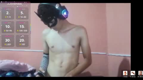 Snapshot of tixfemboy chatting on June 10, 2026, 2:56 am Tixfemboy online show from June 10, 2026, 2:56 am