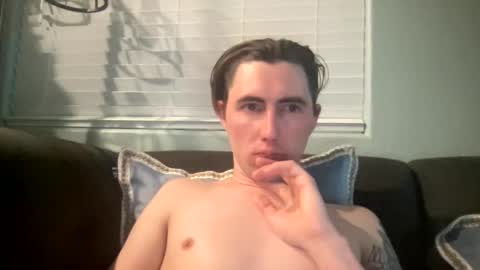 Snapshot of tlayne410 chatting on November 30, 2025, 8:07 am tlayne410 online show from November 30, 2025, 8:07 am