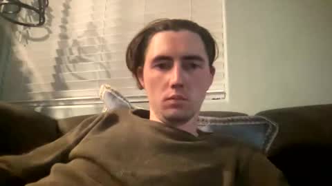 Snapshot of tlayne410 chatting on December 14, 2025, 8:09 am tlayne410 online show from December 14, 2025, 8:09 am