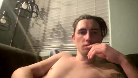 Snapshot of tlayne410 chatting on December 20, 2025, 10:44 am tlayne410 online show from December 20, 2025, 10:44 am