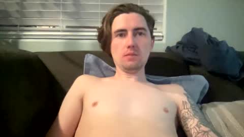 Snapshot of tlayne410 chatting on December 23, 2025, 9:51 am tlayne410 online show from December 23, 2025, 9:51 am