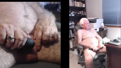 Snapshot of tlc_dude chatting on April 17, 2026, 6:49 am TLC dude online show from April 17, 2026, 6:49 am