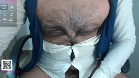 Snapshot of toaster1993 chatting on January 12, 2026, 8:03 pm Leonel online show from January 12, 2026, 8:03 pm