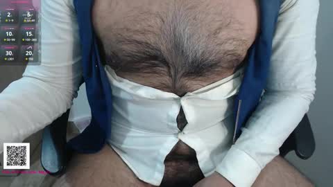 Snapshot of toaster1993 chatting on February 20, 2026, 6:52 pm Leonel online show from February 20, 2026, 6:52 pm