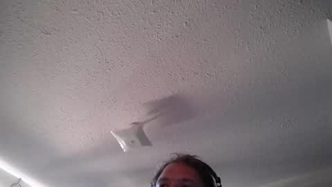 Snapshot of toede_0 chatting on September 18, 2025, 5:26 pm Toede online show from September 18, 2025, 5:26 pm