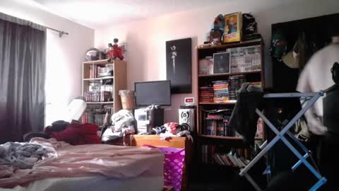 Snapshot of toede_0 chatting on September 25, 2025, 5:49 pm Toede online show from September 25, 2025, 5:49 pm