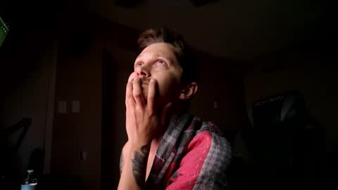 tokensarefun12801 online show from February 25, 2026, 12:26 pm