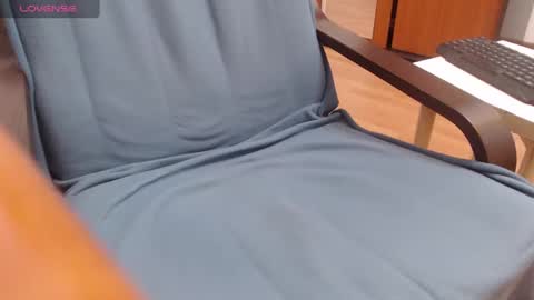 tokensnone online show from March 9, 2025, 6:43 pm