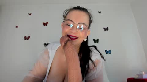 Karla Love online show from January 24, 2025, 1:03 pm