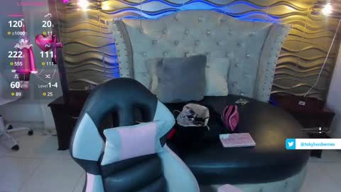 toky         online show from February 18, 2025, 10:14 pm