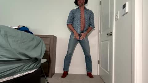 Snapshot of tokyodude12 chatting on November 24, 2025, 6:29 pm The Beekeeper online show from November 24, 2025, 6:29 pm