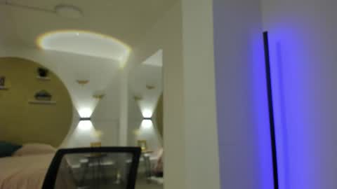 Tokyo  online show from October 14, 2025, 3:40 am