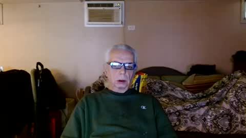 tom112292014 online show from January 16, 2025, 3:56 pm