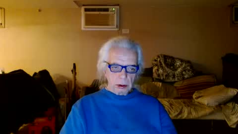 tom112292014 online show from February 11, 2025, 2:14 am