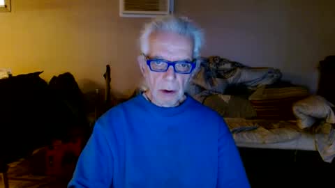 tom112292014 online show from February 16, 2025, 5:48 pm