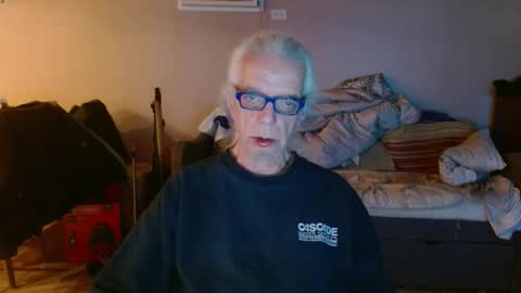 tom112292014 online show from March 11, 2025, 12:17 pm