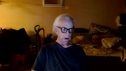 tom112292014 online show from September 9, 2025, 2:00 am
