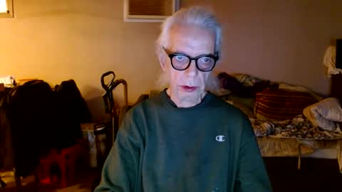 tom112292014 online show from November 10, 2025, 1:21 pm