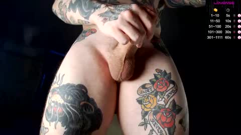 tom__ice online show from February 14, 2025, 2:07 am