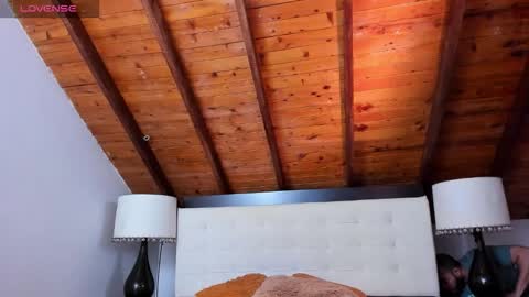   online show from September 14, 2025, 12:26 pm