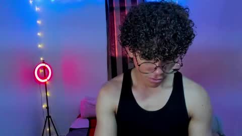 Snapshot of tom_blue10 chatting on May 27, 2026, 5:10 pm Tom Blue online show from May 27, 2026, 5:10 pm