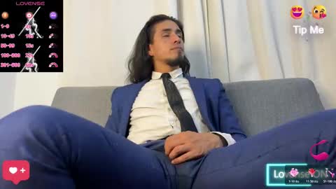 TOM online show from November 22, 2025, 4:22 am