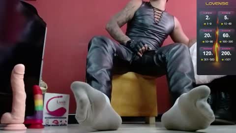 Tom online show from February 2, 2025, 4:00 pm