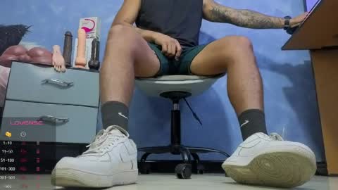 Tom online show from April 5, 2026, 3:15 am