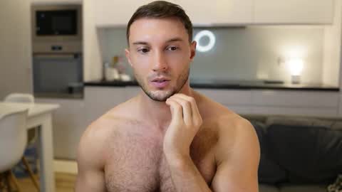 Tom online show from November 11, 2025, 7:08 am