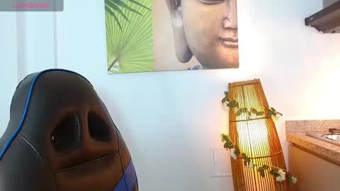 Tom muscle1 online show from March 12, 2025, 11:53 am