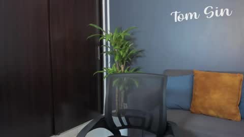 Tom Sin online show from January 24, 2025, 8:00 pm