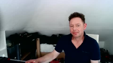 tomame_ online show from May 21, 2026, 3:30 pm