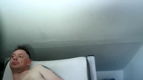 tomame_ online show from May 27, 2026, 6:27 pm