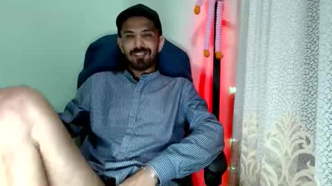 tomas gerauld. make me happy with 10000 tokens online show from May 12, 2026, 2:08 am