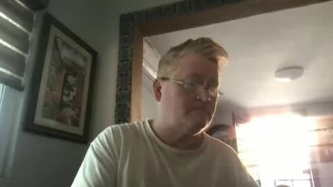 Hola online show from February 13, 2025, 4:07 pm