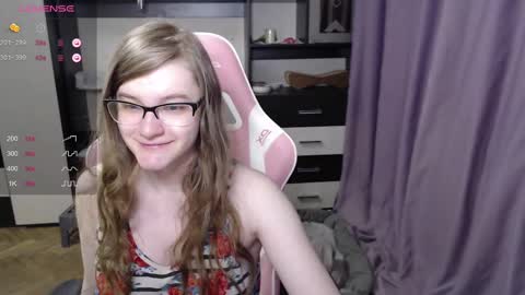 tomato_tease online show from March 4, 2025, 10:38 pm